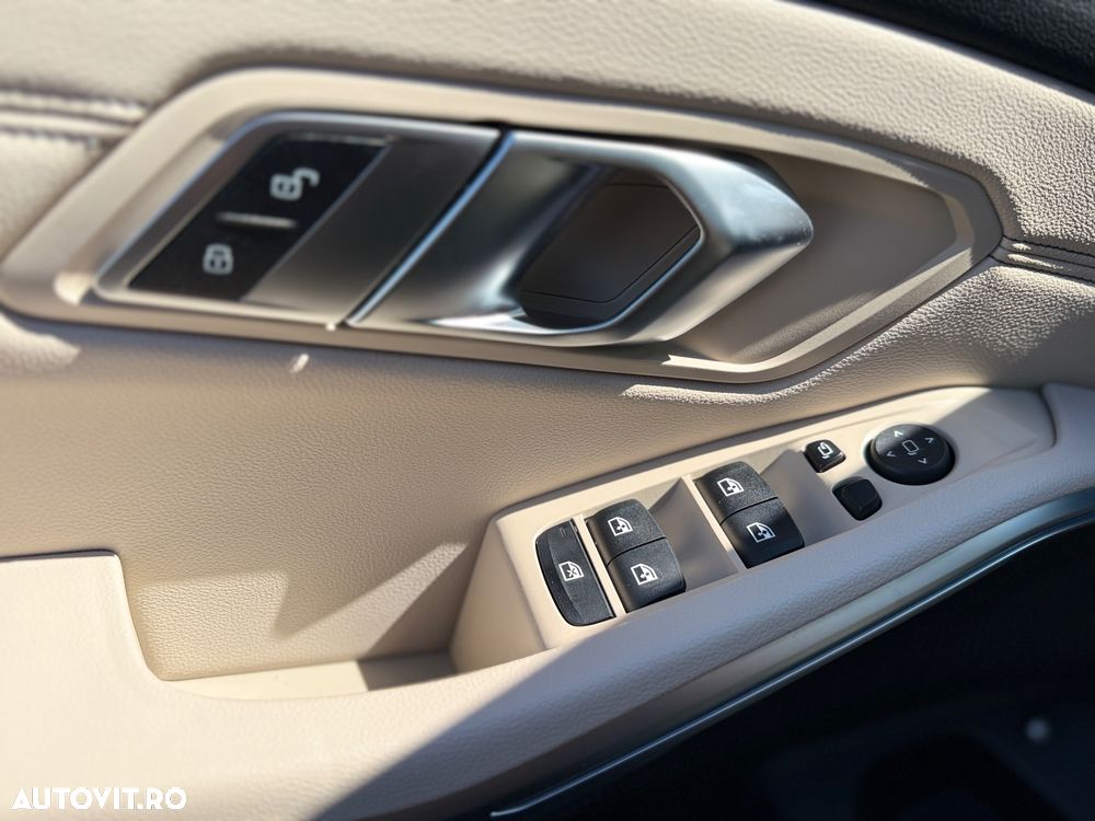 BMW Seria 3 330e iPerformance Luxury Line - 19