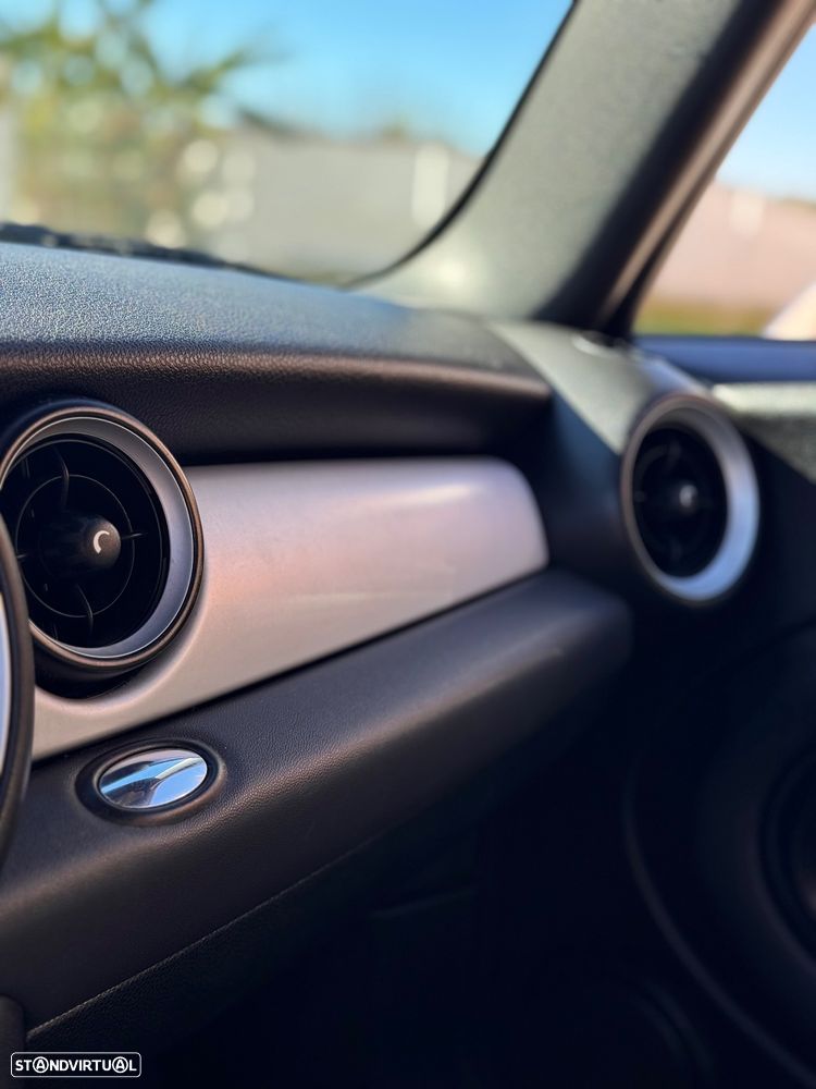 MINI 3 Portas Cooper D - 14