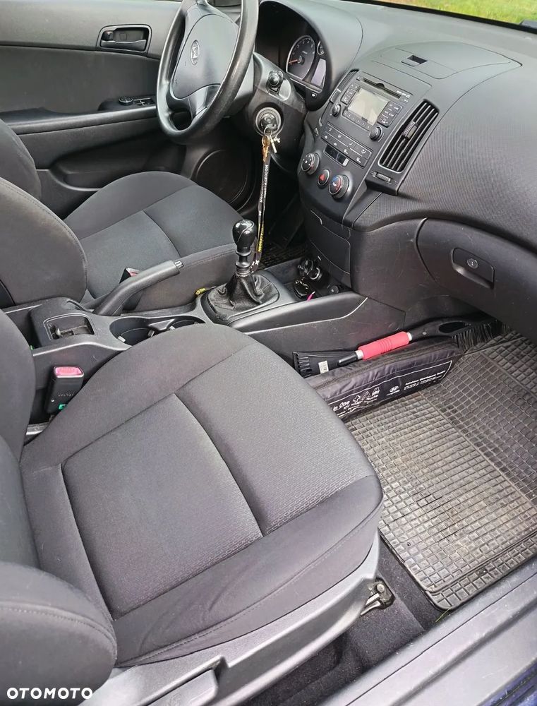 Hyundai i30 1.4 Base - 7