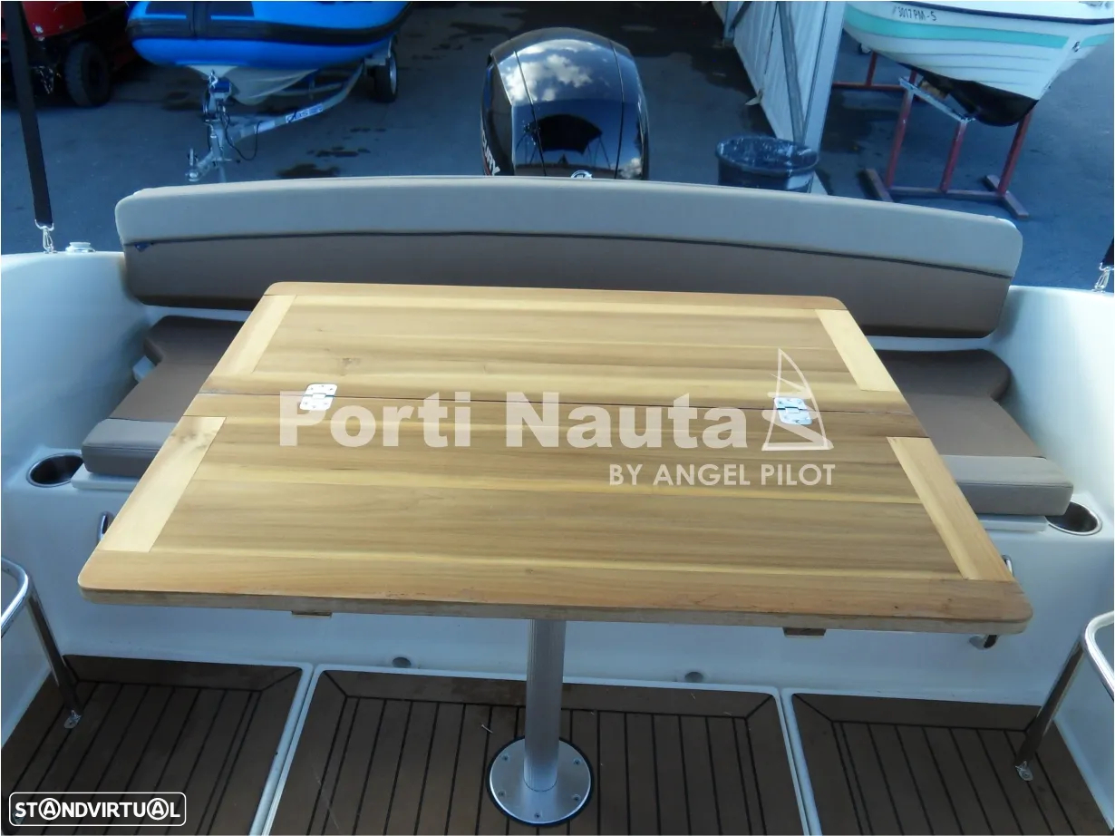 Quicksilver Activ 605 Bowrider - 11