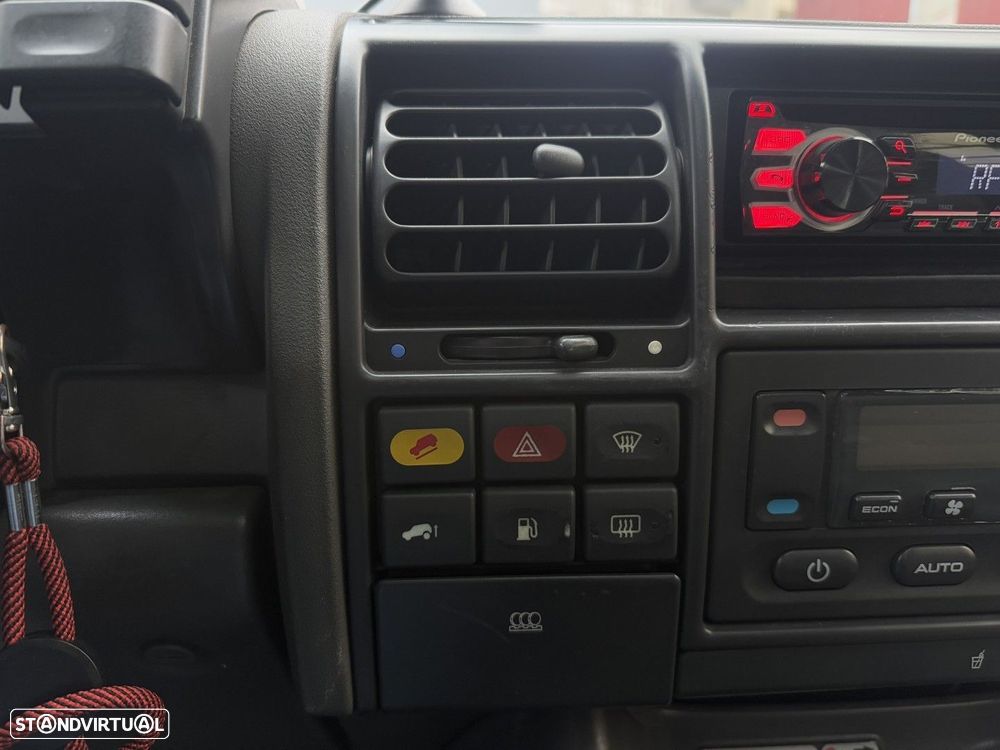 Land Rover Discovery - 43