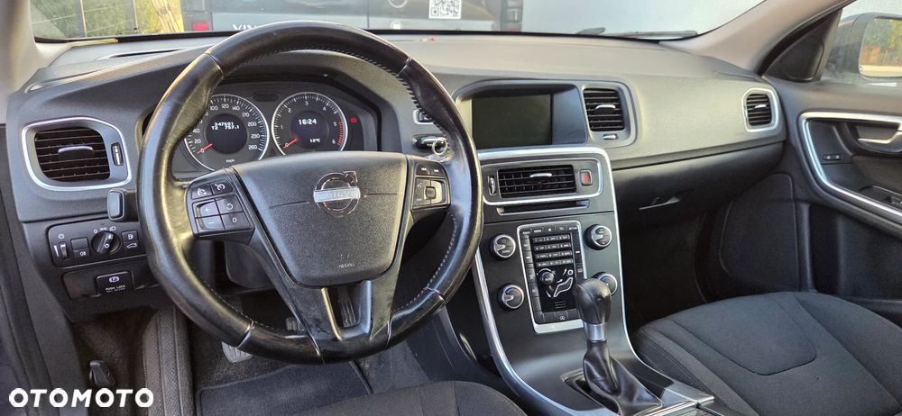 Volvo V60 DRIVe - 12