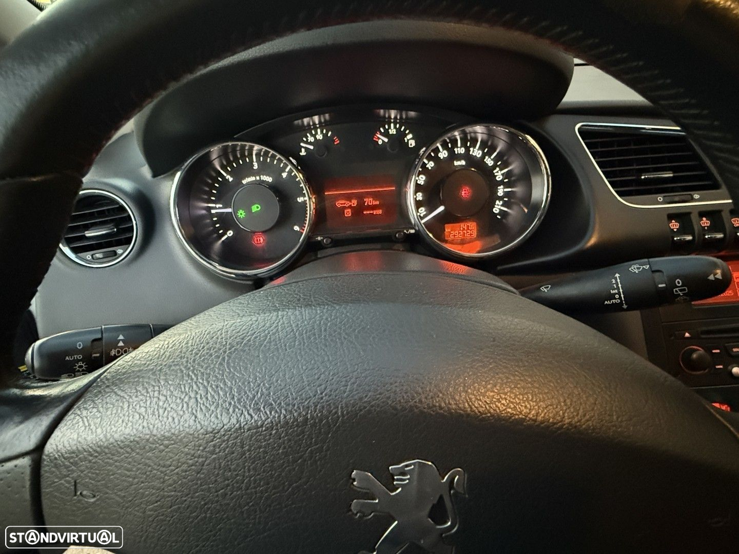 Peugeot 3008 1.6 HDi Premium - 11