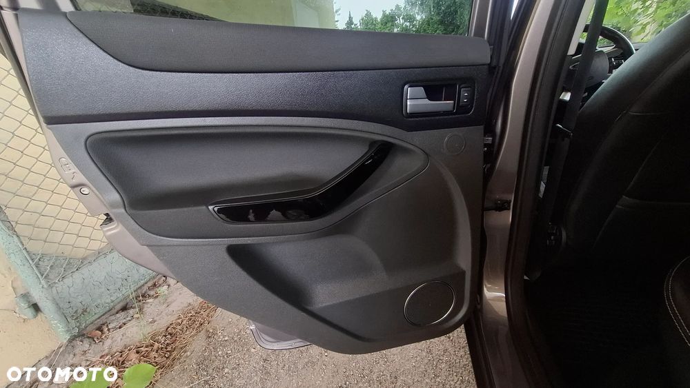 Ford Kuga 2.0 TDCi 4WD Titanium Plus - 27