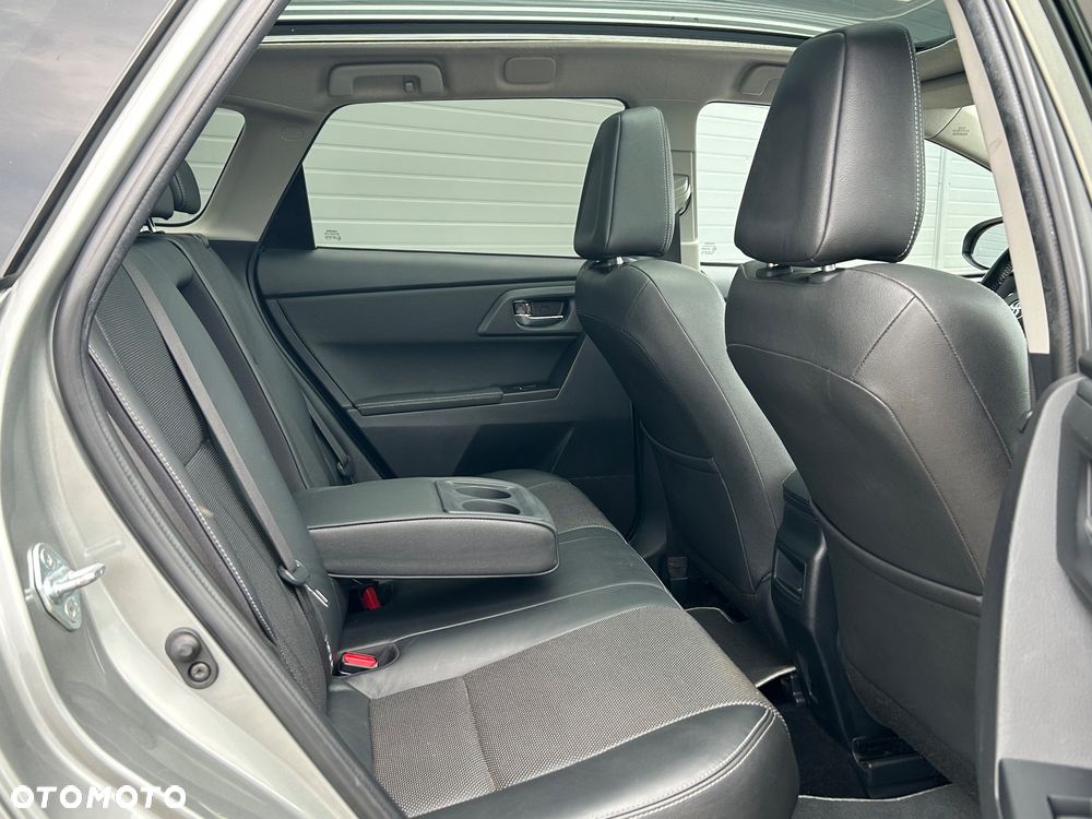 Toyota Auris Hybrid 135 Prestige - 8