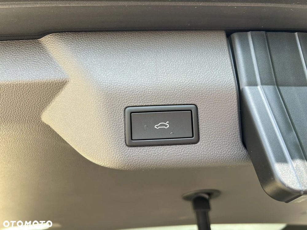 Volkswagen California - 34