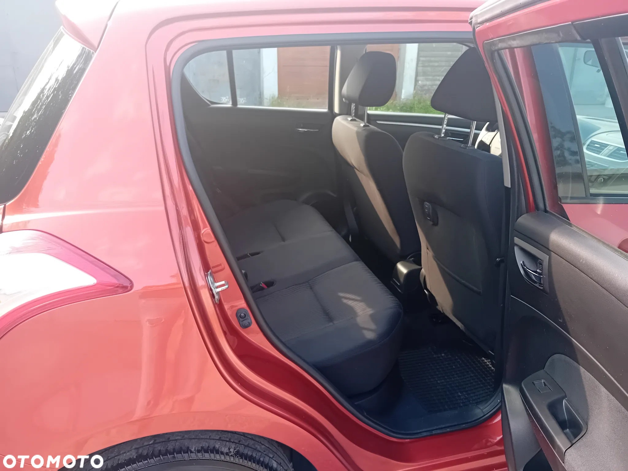 Suzuki Swift 1.2 Comfort Plus - 10