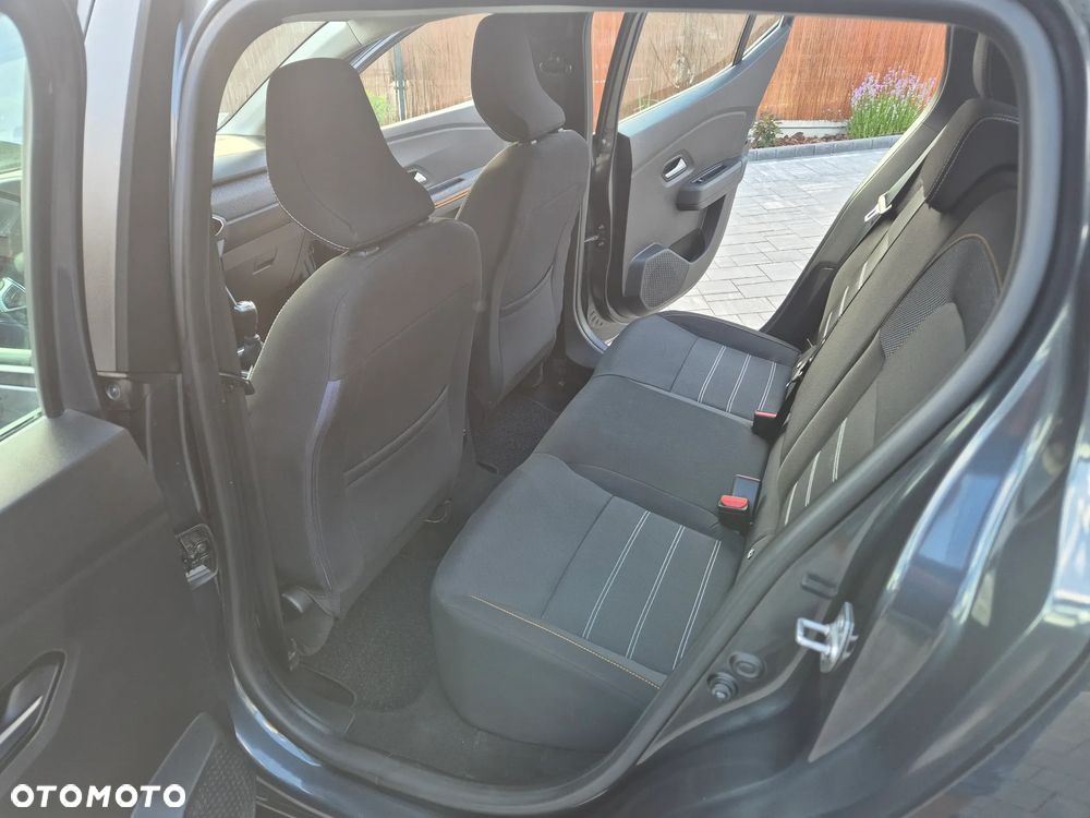 Dacia Sandero - 11