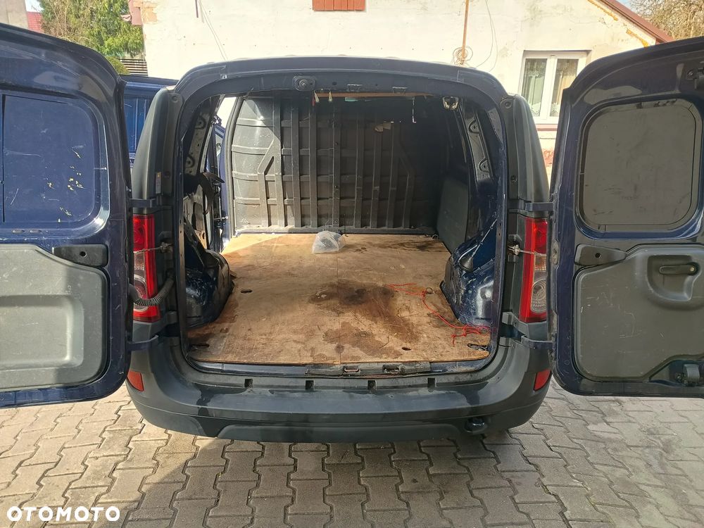 Dacia Logan Van - 10