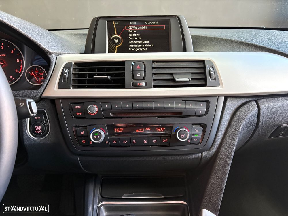 BMW 318 d Aut. Sport Line - 11
