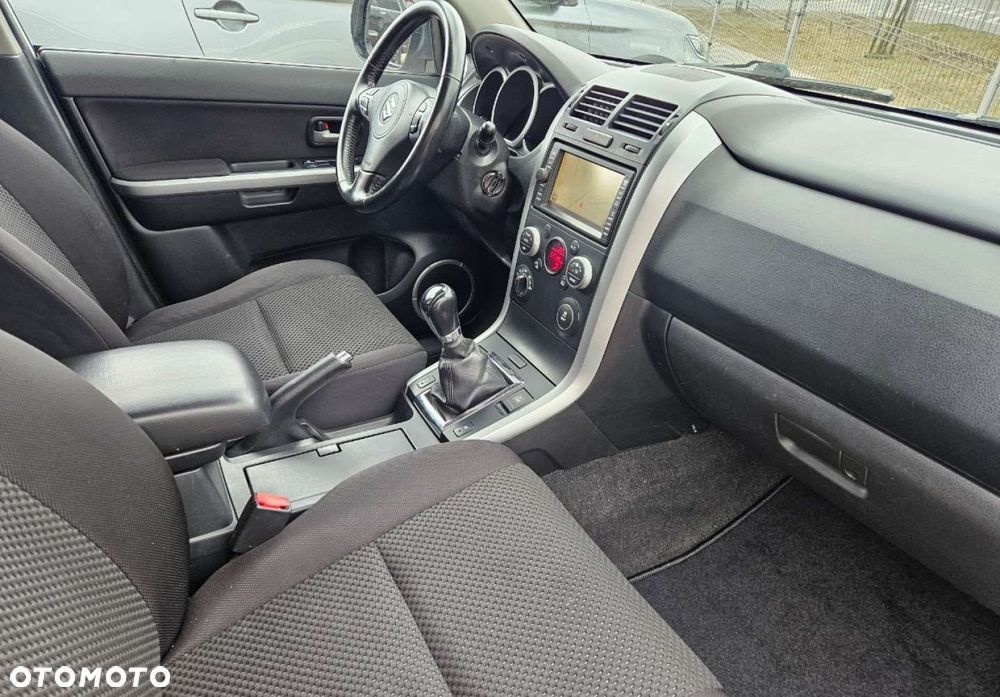 Suzuki Grand Vitara - 9