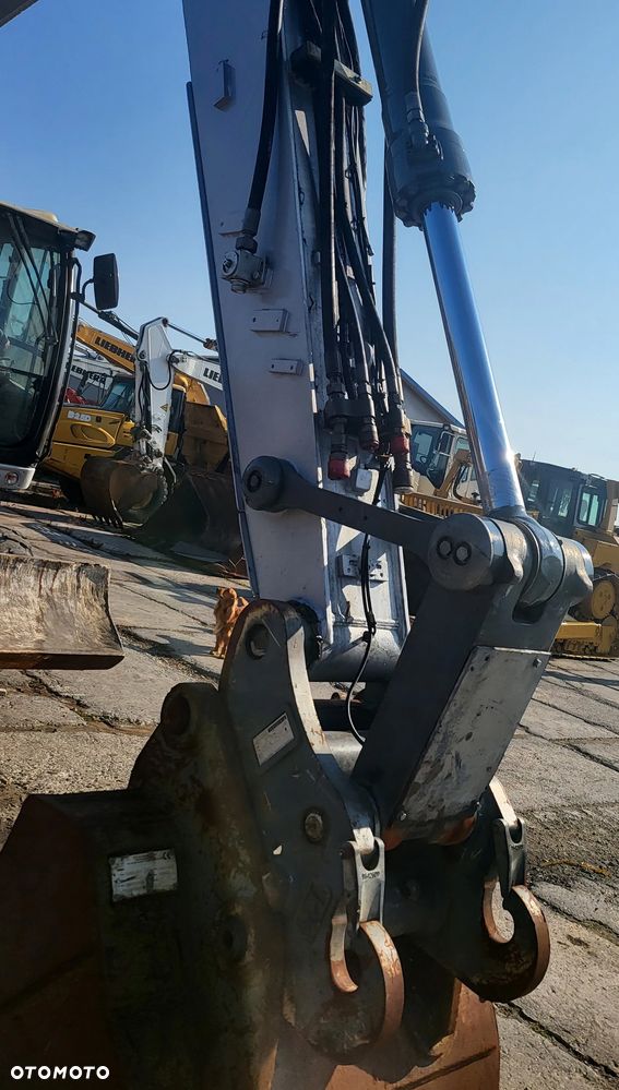 Liebherr A920 - 14