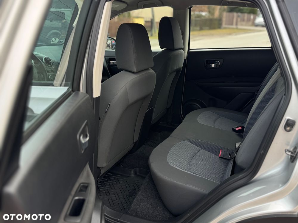 Nissan Qashqai 2.0 4x4 visia - 12