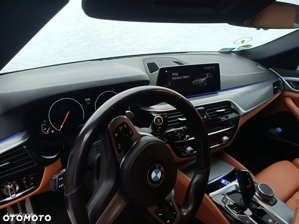 BMW Seria 5 530d xDrive Sport Line - 17