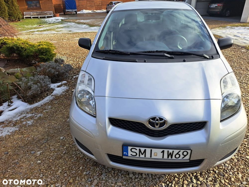 Toyota Yaris - 2