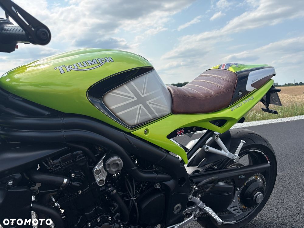 Triumph Speed Triple - 25