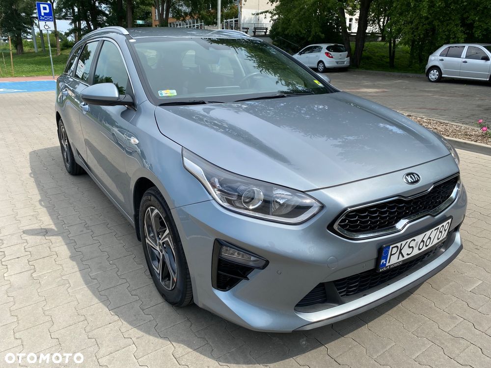 Kia Ceed 1.6 CRDi mHEV L - 11