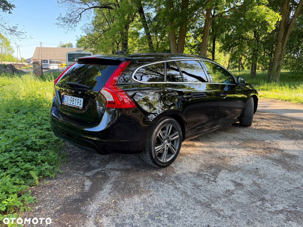 Volvo V60 D2 Drive-E Dynamic Edition (Momentum) - 9