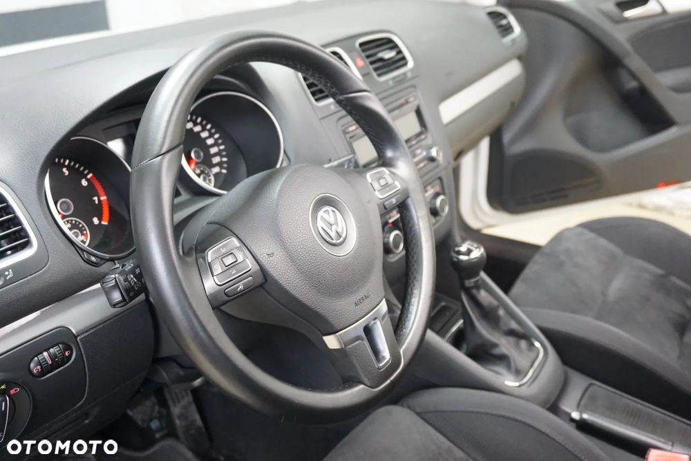 Volkswagen Golf 1.6 Highline - 22