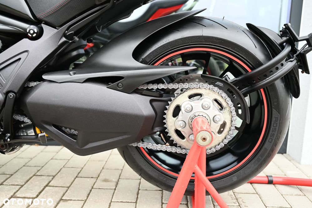 Ducati Diavel - 32