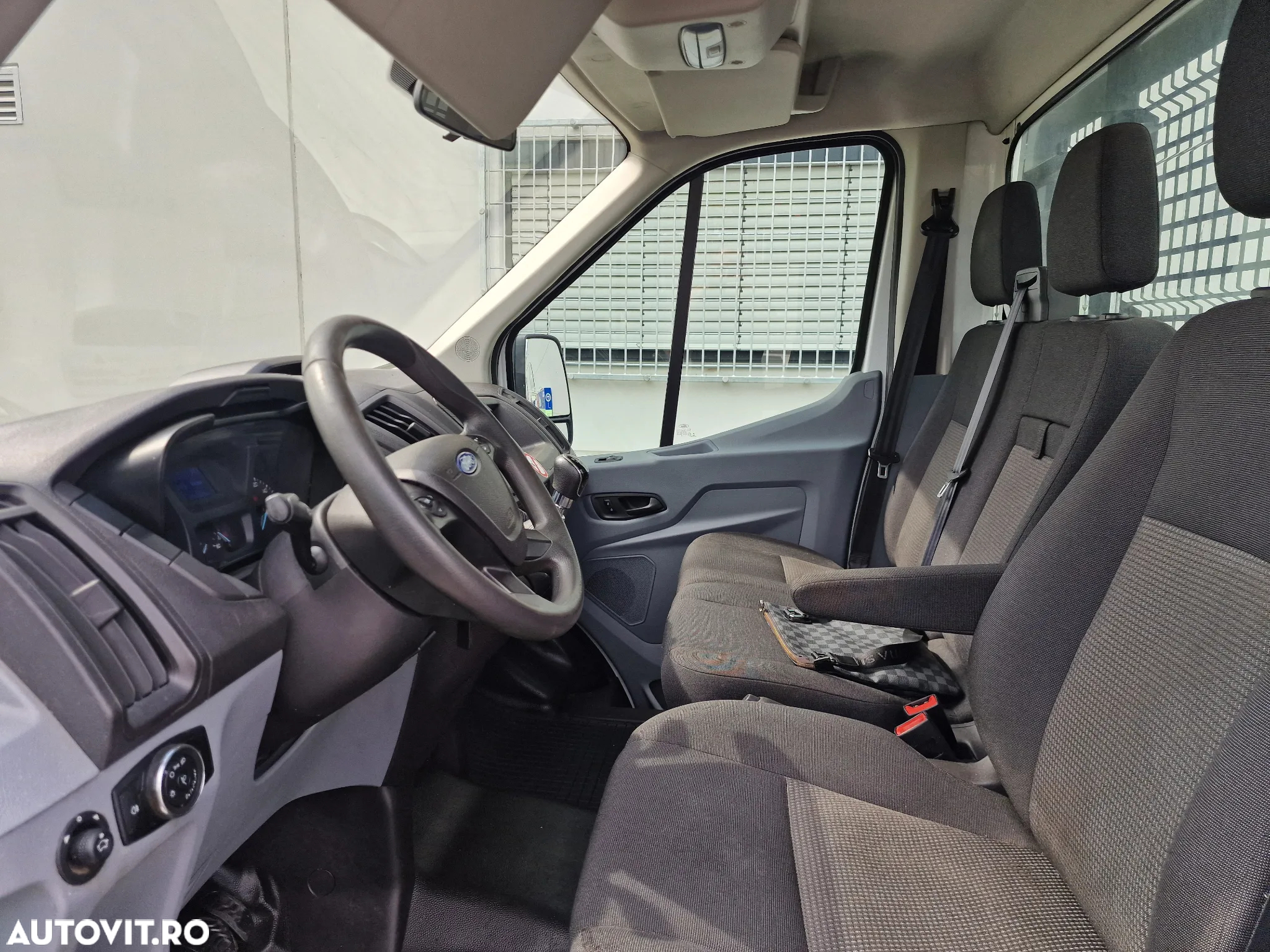 Ford Transit - 4