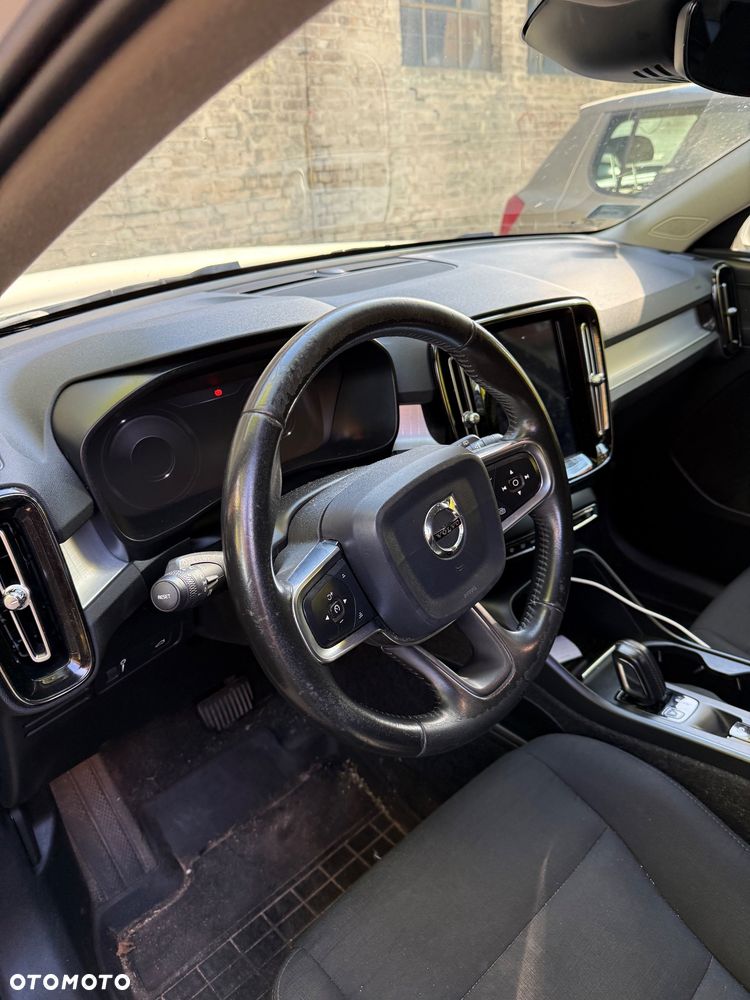 Volvo XC 40 - 2