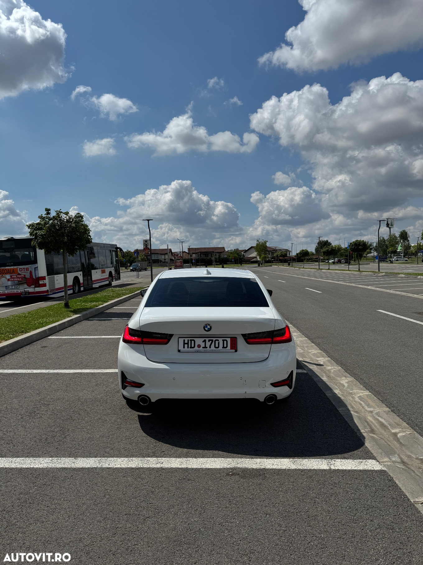 BMW Seria 3 320d GT Aut. - 3