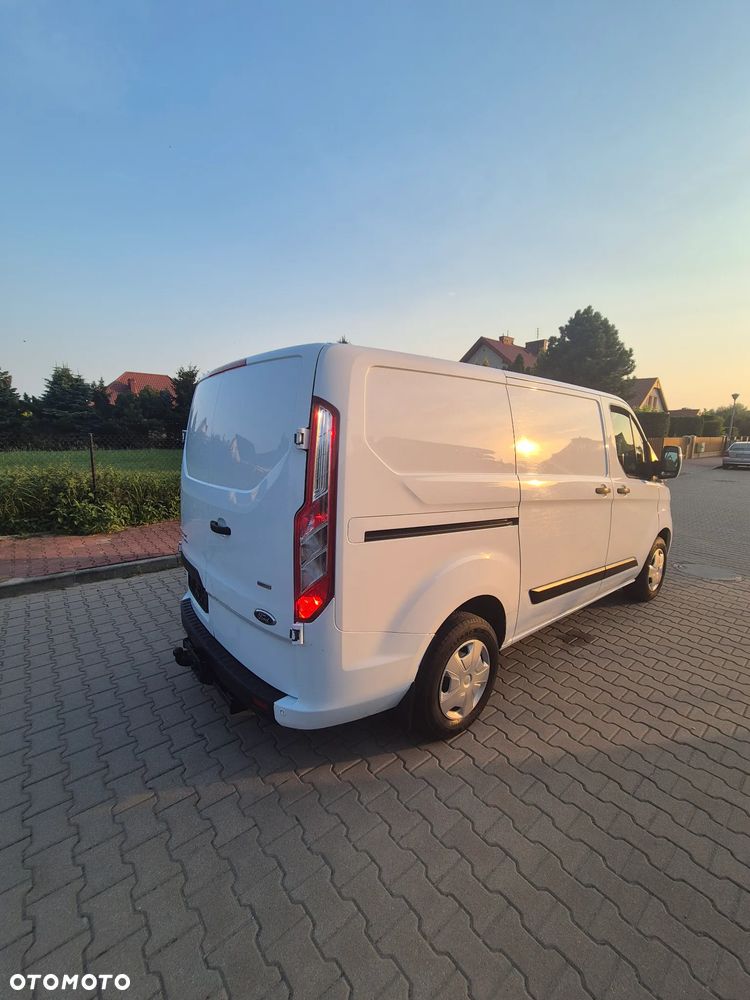 Ford Custom 2.0TDCI 130HP 2018r SYNC 3 LED KLIMA WEBASTO BARDZO DOBRY STAN - 6