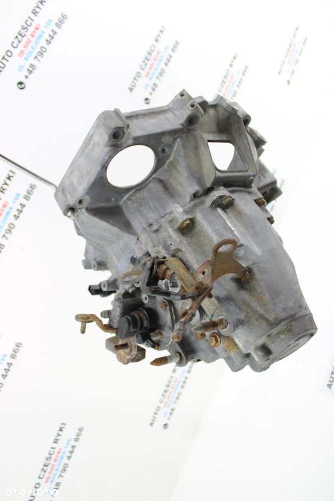 Honda Civic VII 1.4 - 4