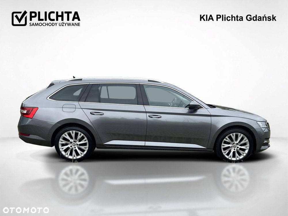Skoda Superb 2.0 TDI SCR Style DSG - 6