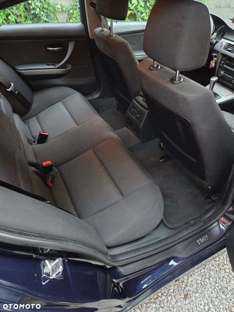 BMW Seria 3 - 15
