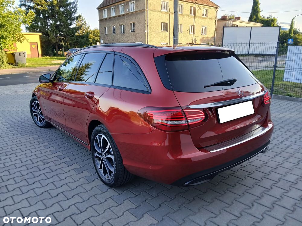 Mercedes-Benz Klasa C 220 d 4MATIC 9G-TRONIC - 26