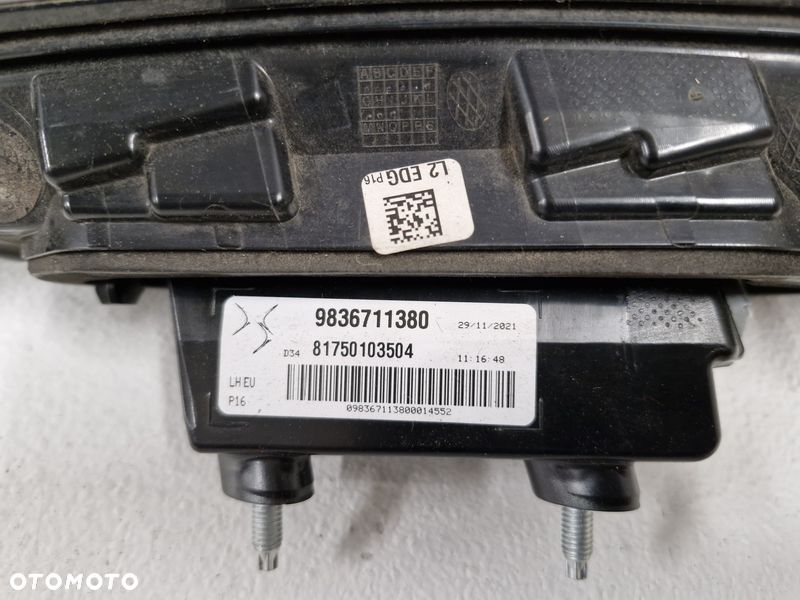 CITROEN DS3 CROSSBACK LAMPA LEWY TYŁ TYLNA W KLAPĘ 9836711380 - 3