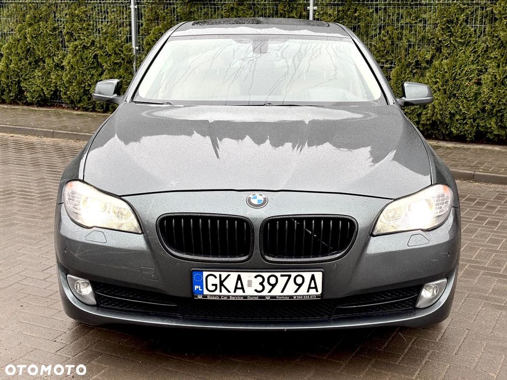 BMW Seria 5 535i Luxury Line - 39