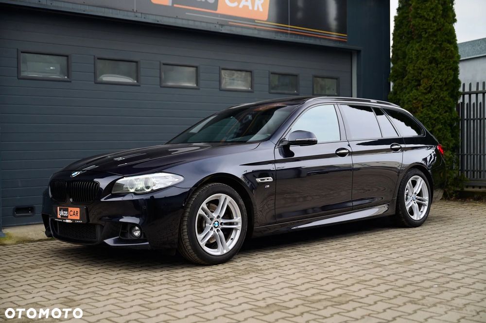 BMW Seria 5 520i Sport-Aut - 29