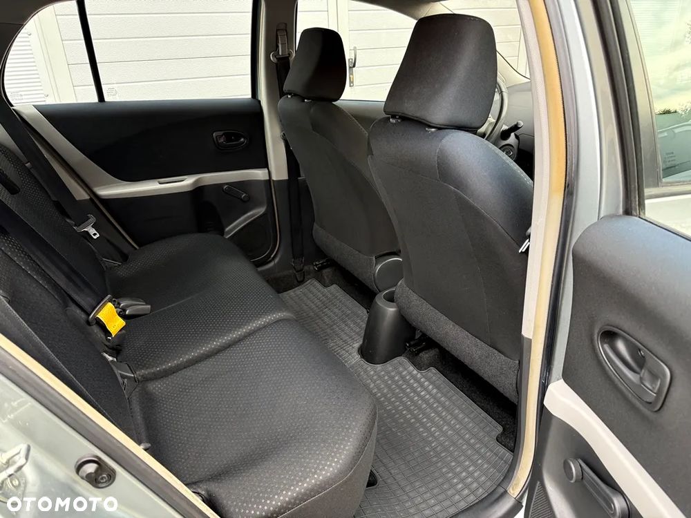 Toyota Yaris 1.33 2010 - 8