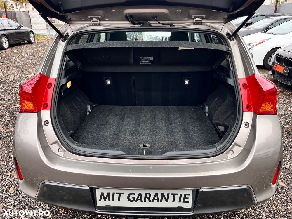 Toyota Auris 1.8 VVT-i Hybrid Automatik Executive - 18