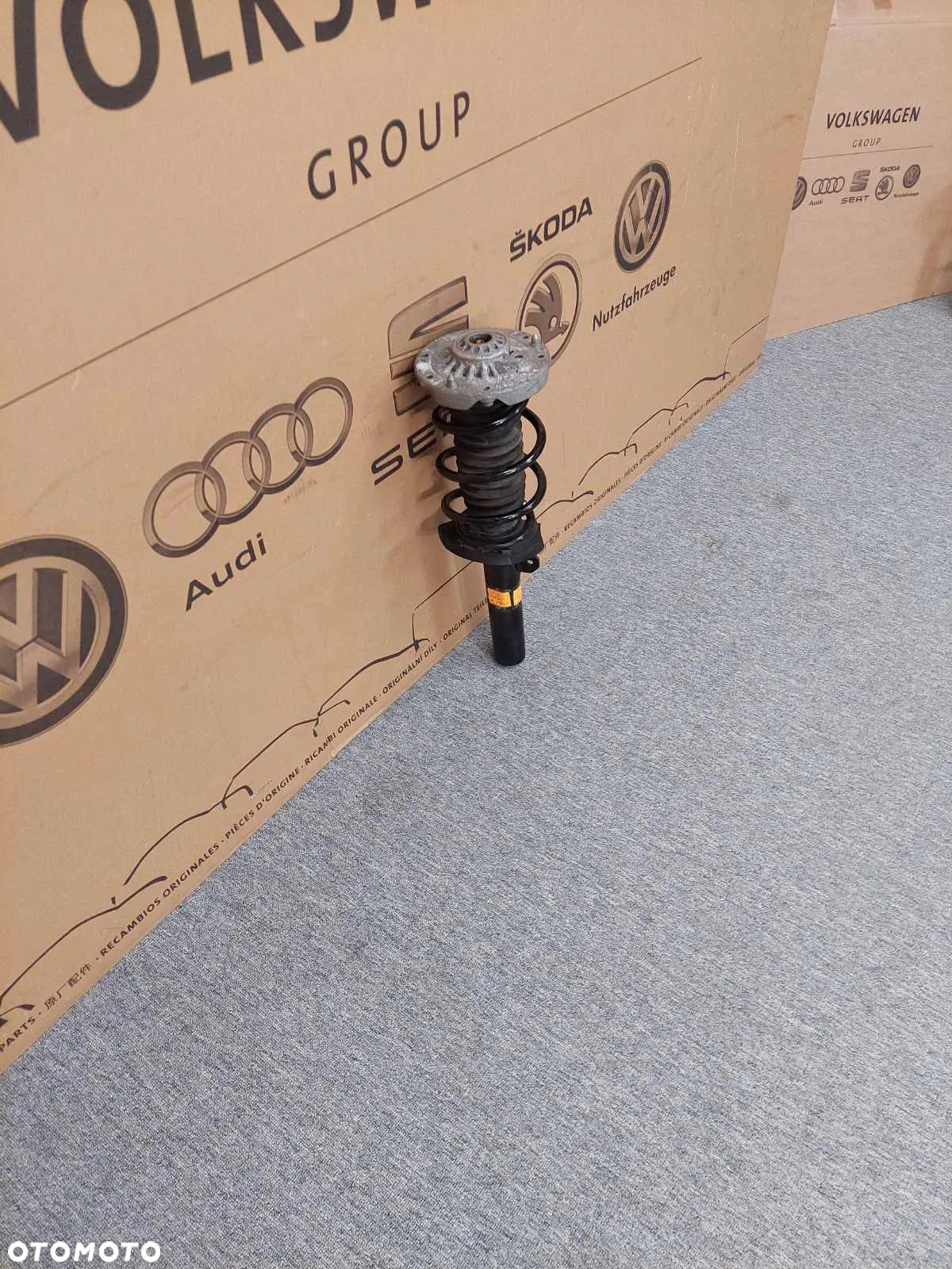 Mini Clubman F54 Amortyzator Przedni 6861419 / 6861417 - 2