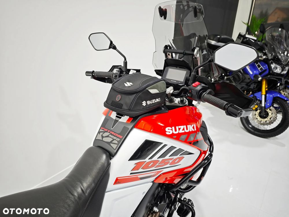 Suzuki V-STROM - 11
