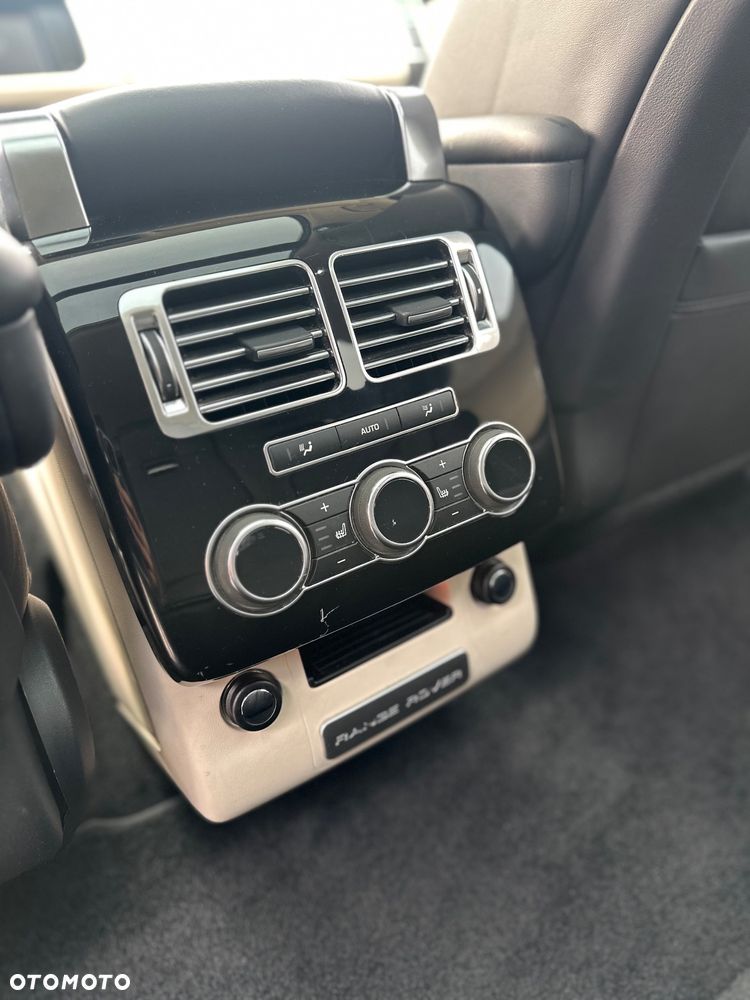Land Rover Range Rover 4.4SD V8 Vogue - 13