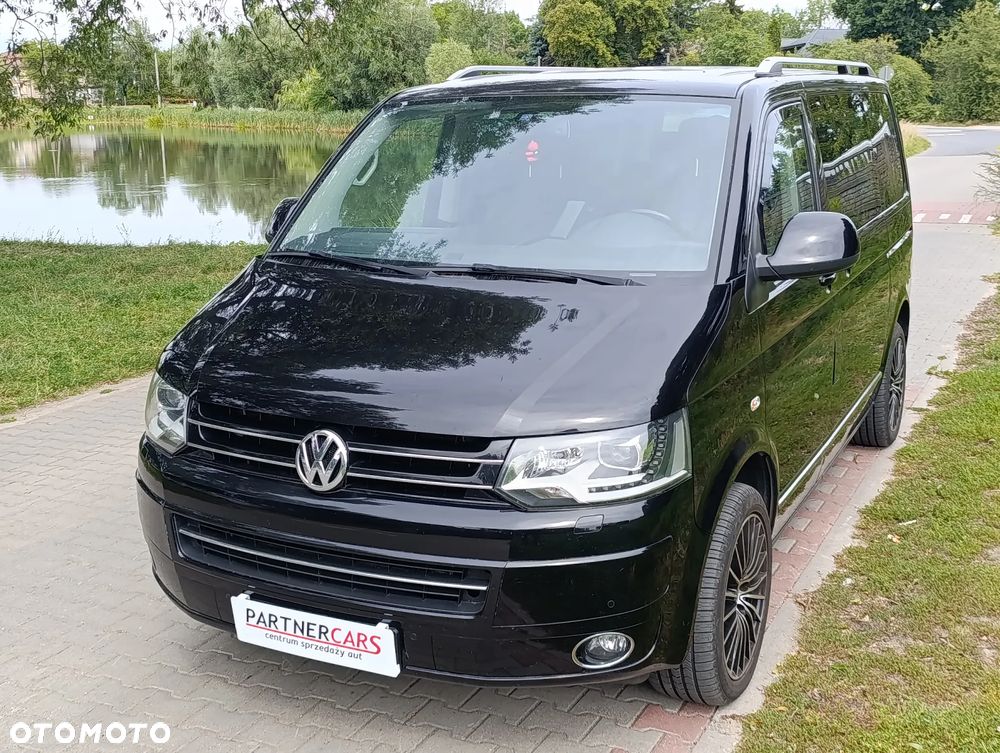Volkswagen Multivan - 1