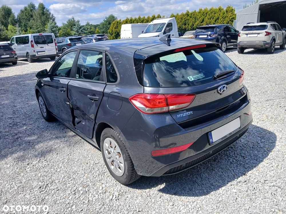 Hyundai i30 1.5 DPI Modern - 16