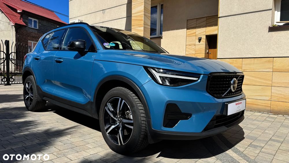 Volvo XC 40 B3 B DKG Plus Black Edition - 12