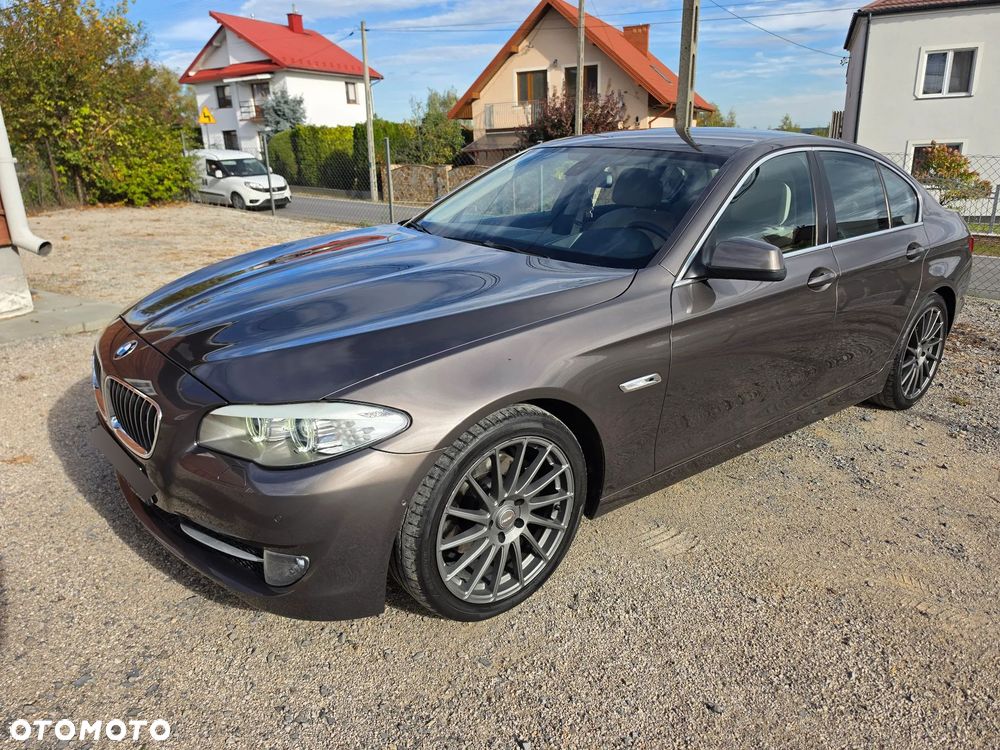 BMW Seria 5 520d - 27