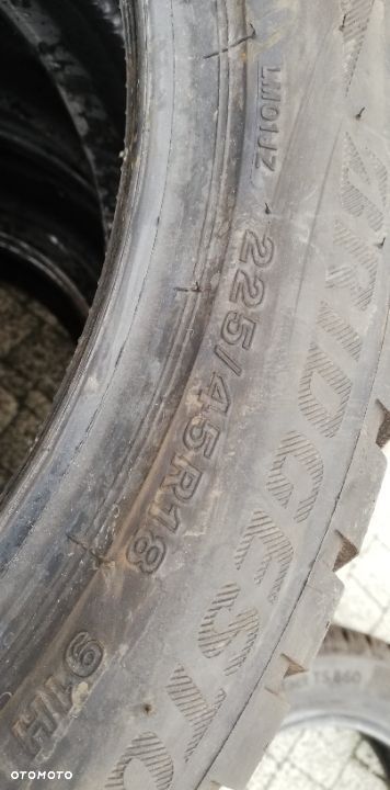 225/45/18 BRIDGESTONE blizzak lm001 - 3