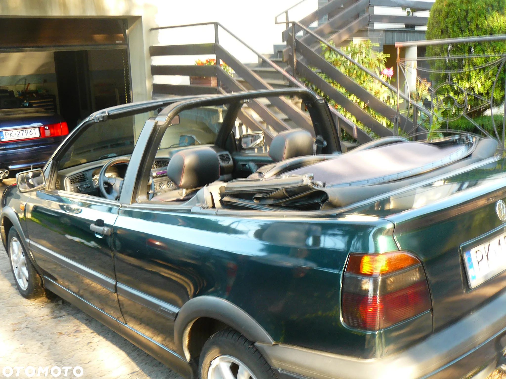 Volkswagen Golf - 1