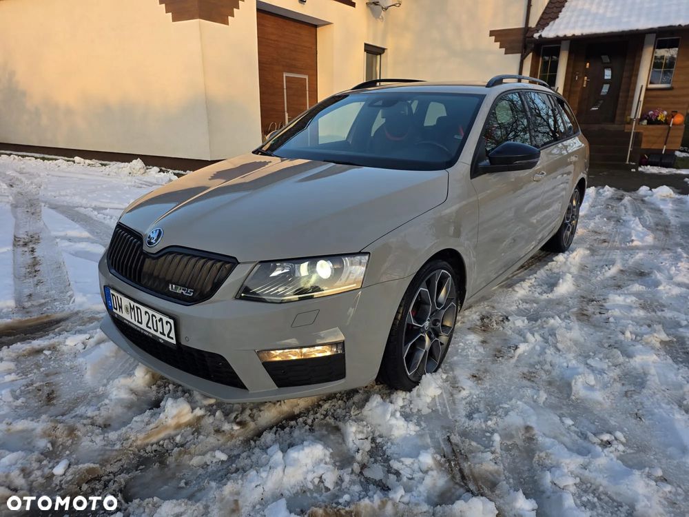 Skoda Octavia 2.0 TDI DSG RS - 34