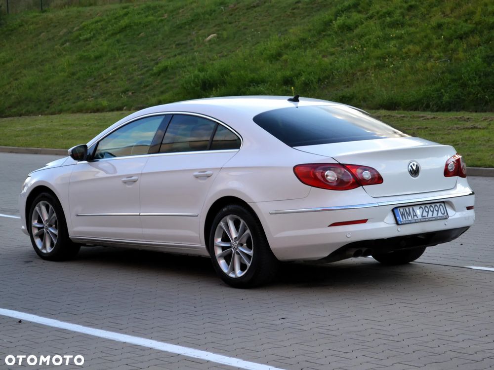 Volkswagen Passat CC 2.0 TDI DSG Exclusive - 4