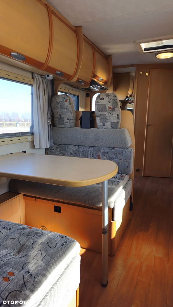 Ford Transit - 13
