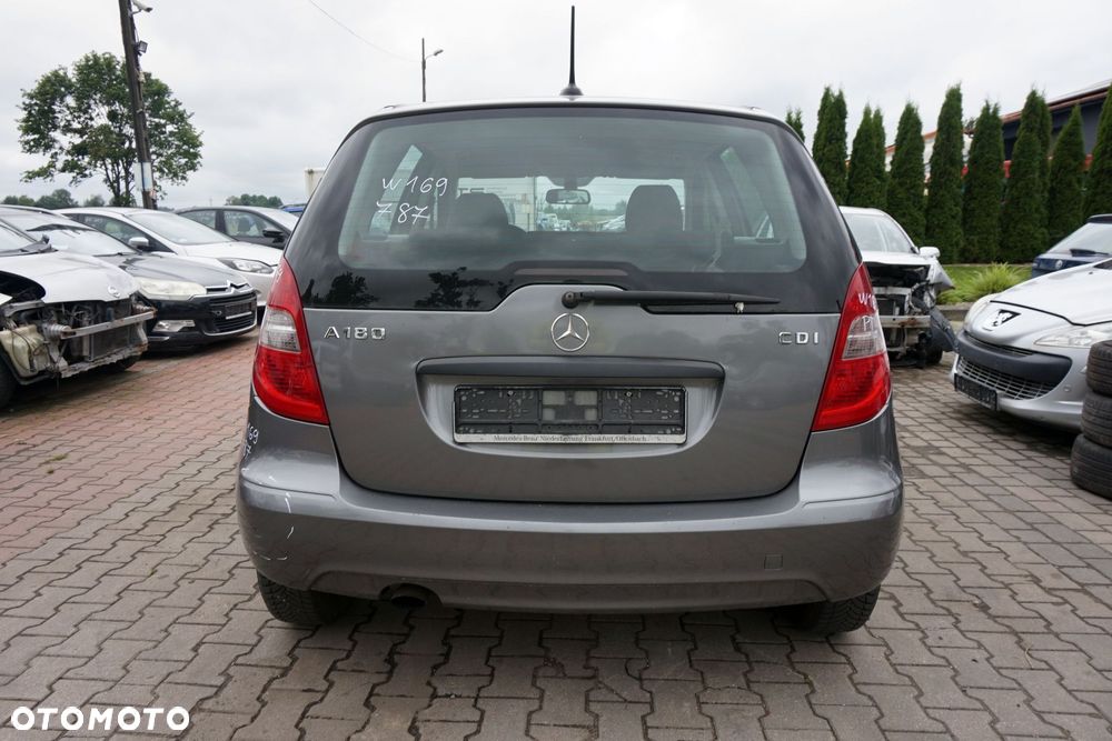 MERCEDES A-KLASA W169 LIFT 5D HB 2011 787 2.0 CDI OM640940 109KM 711640 SREBRNY na części - 4